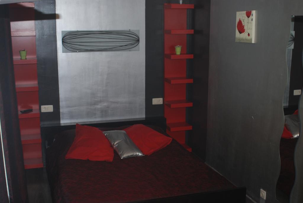 Le K D'Or Hotel Буйон Екстериор снимка
